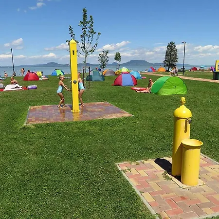 In 19529 * Balatonkeresztúr