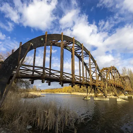 In 19529 * Balatonkeresztúr