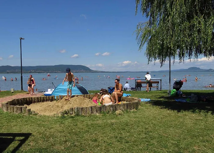 In 19529 Balatonkeresztúr